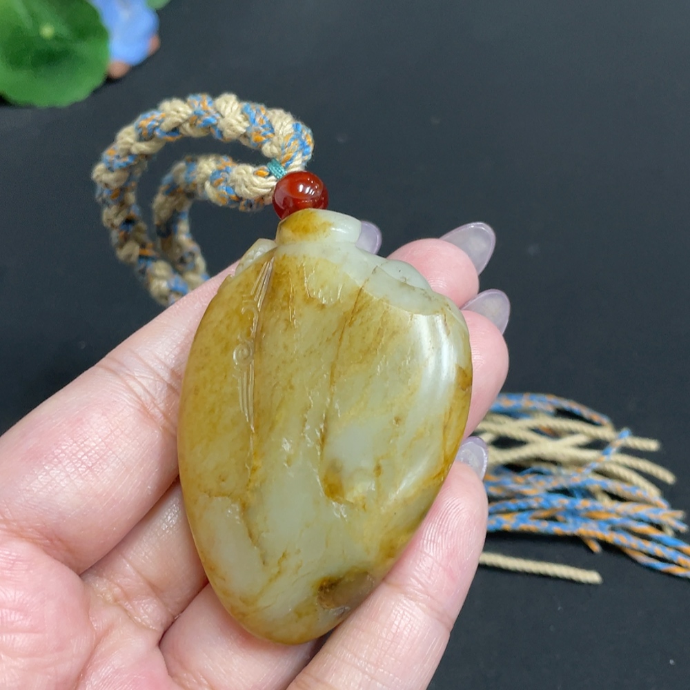 H33863328 Hetian Jade Pendant - Arhat