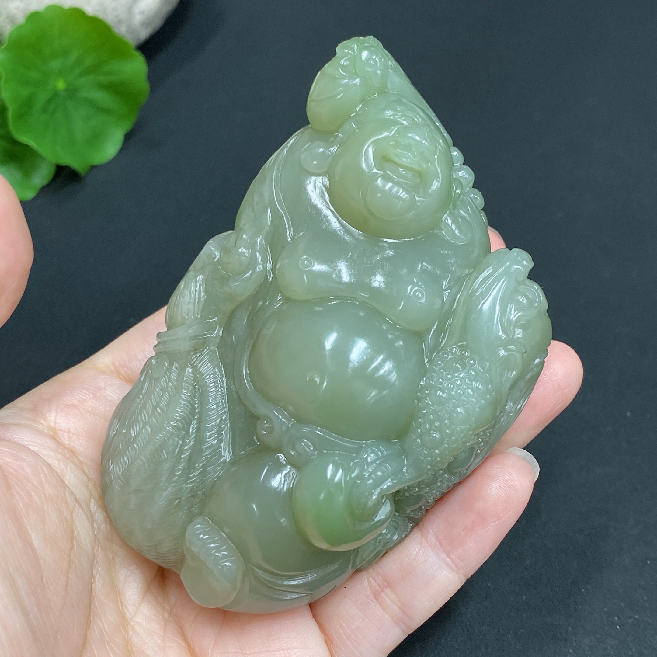 H21355876 Hetian Jade Handheld Piece Buddha Approx. 197.6g