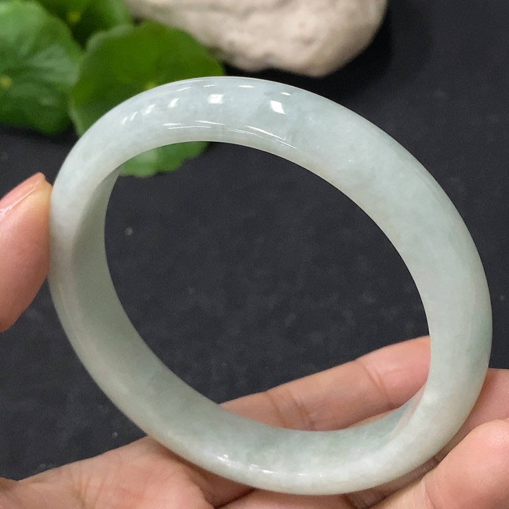 F35117376 Jadeite Round Bangle Size 57.5mm Total Weight Approximately 47.1g