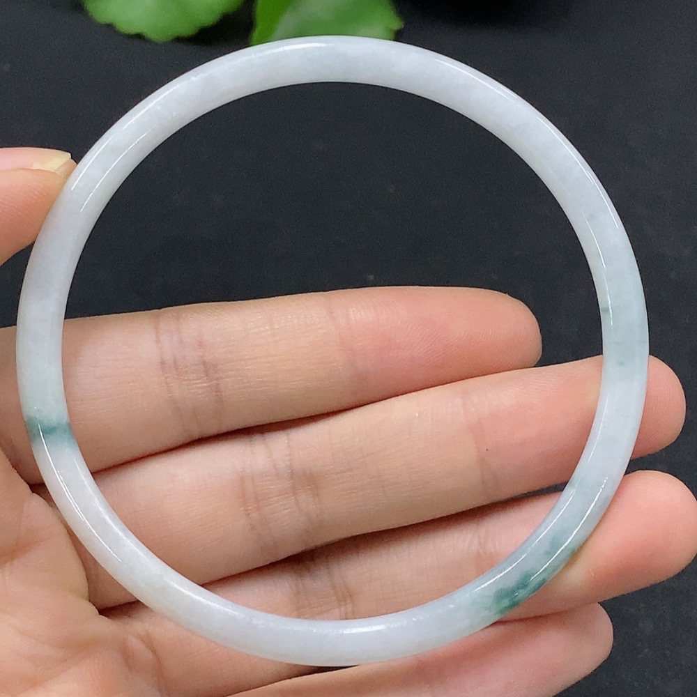 F32819038 JadeiteRound Bangle Bracelet, Size 60.8, Total Weight Approx. 12.54g