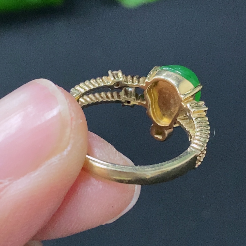 F25870929 Jadeite Inlaid Ring 14k Gold Size 10 Total Weight Approx. 2.78g