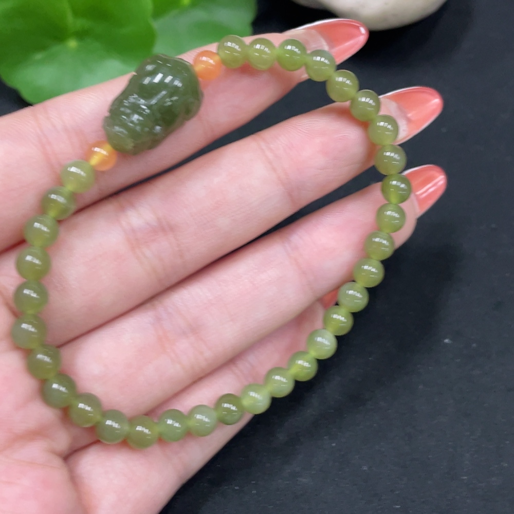 H35085412 Hetian Jade Bracelet, approx. 4.8mm, total weight approx. 9.1g, accessories not Hetian Jade
