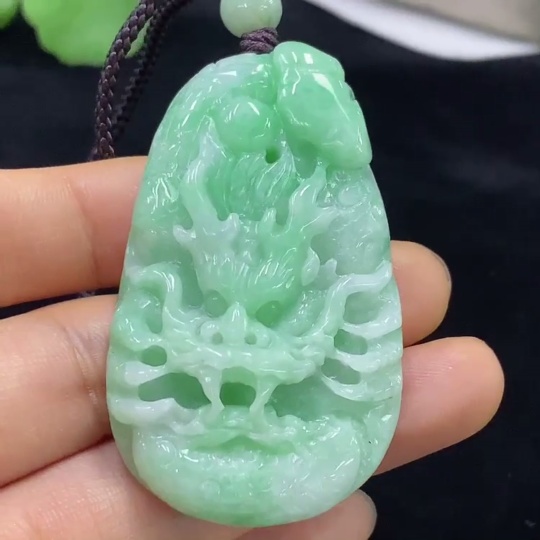 F33835385 JadeiteDragon Pendant