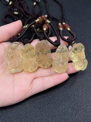 C34989323 Crystal Pendant Total Weight Approx.87.45g With Rope Sell as a Lot