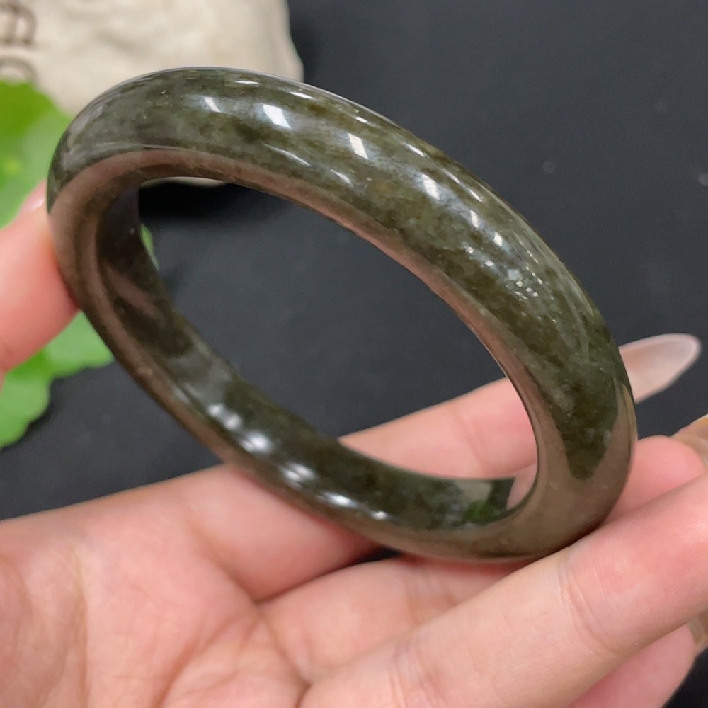 H30491389 Hetian Jade Round Bracelet Size 59.5 Total Weight Approx. 59.2g