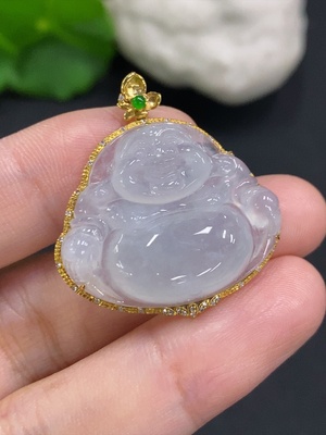 F35107388 Jadeite Buddha Pendant in 18K Gold with Diamond Accents, Total Weight Approx. 6.7g