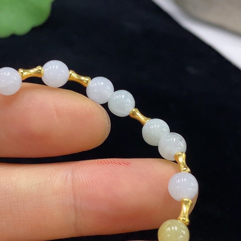 F31586668 Jadeite Bracelet Approx. 5.3mm Total Weight Approx. 5.07g 18k Color Origin Undetermined