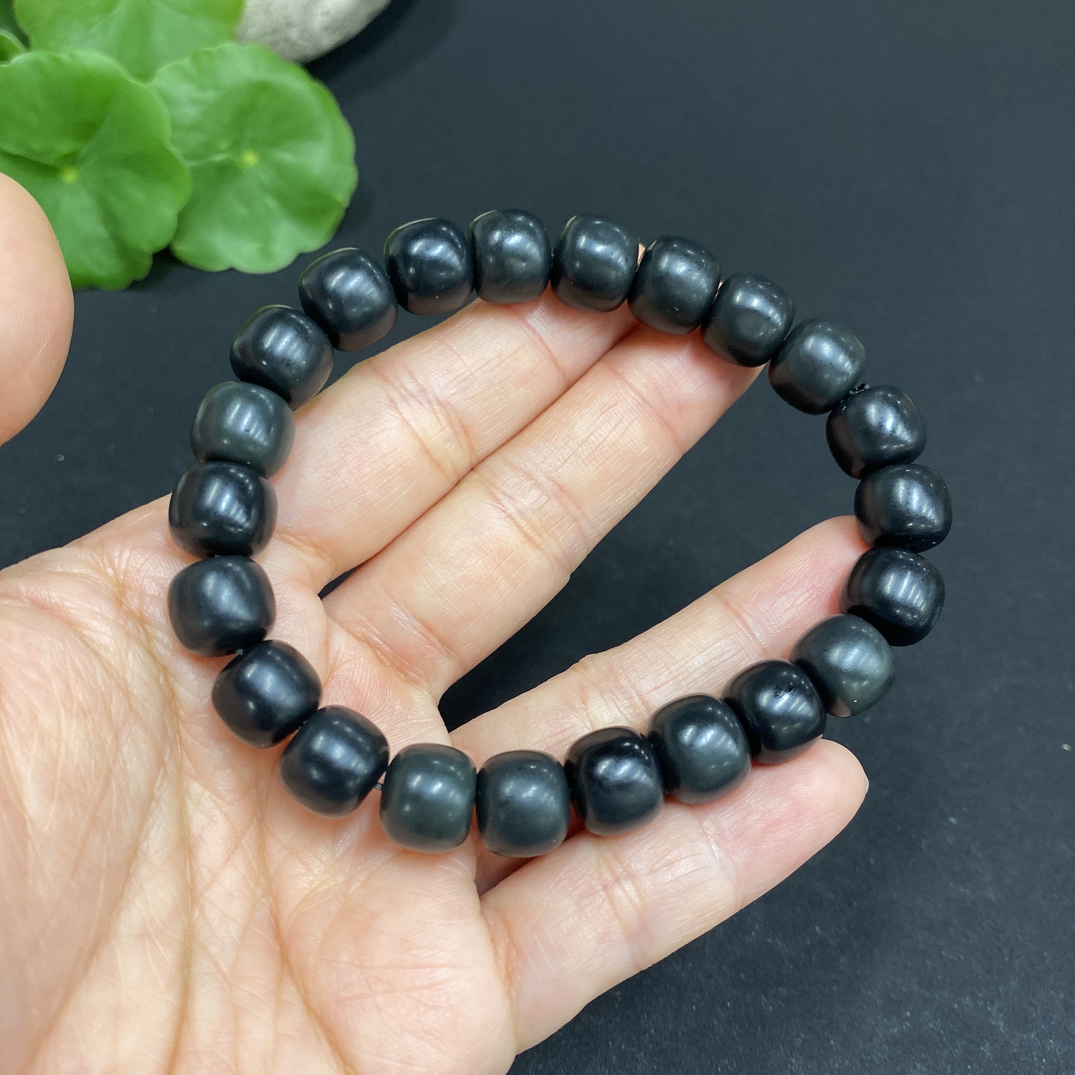 H32813249 Hetian Jade Bracelet, Approx. 9.8mm Beads, Total Weight Approx. 36.9g