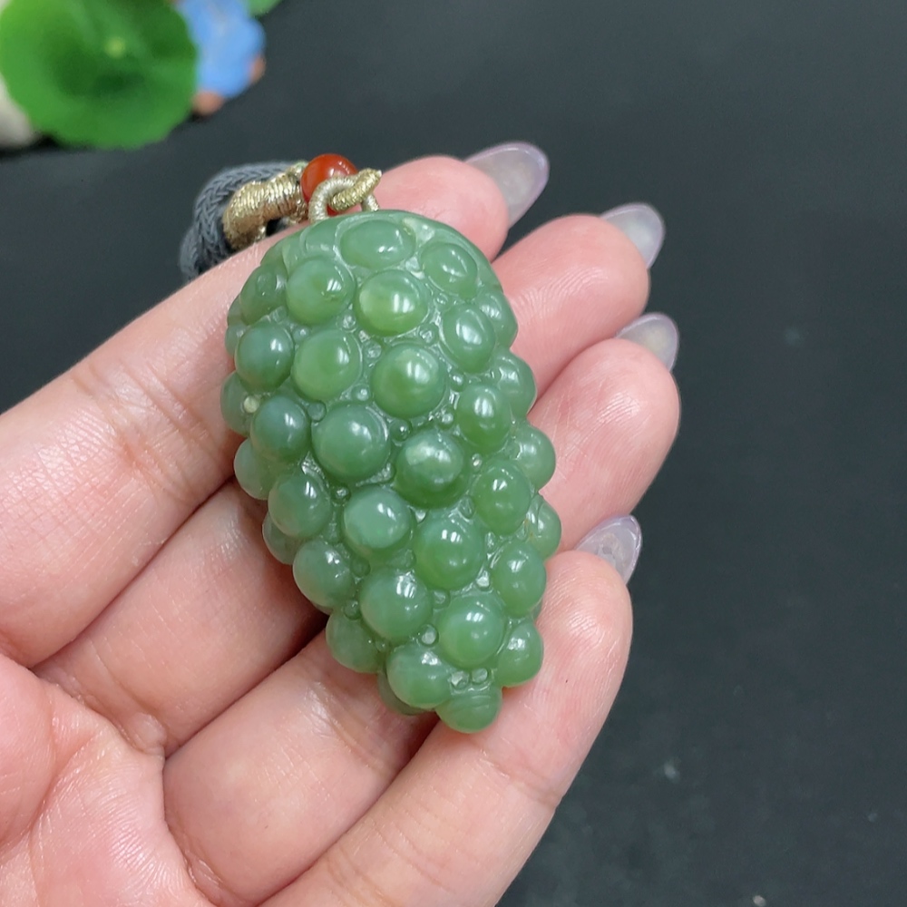 H33863021 Hetian Jade Pendant, Many Children Many Blessings