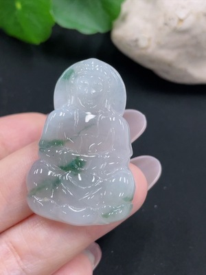 F31675764 Jadeite Guanyin Pendant Total Weight: Approx. 11.6g