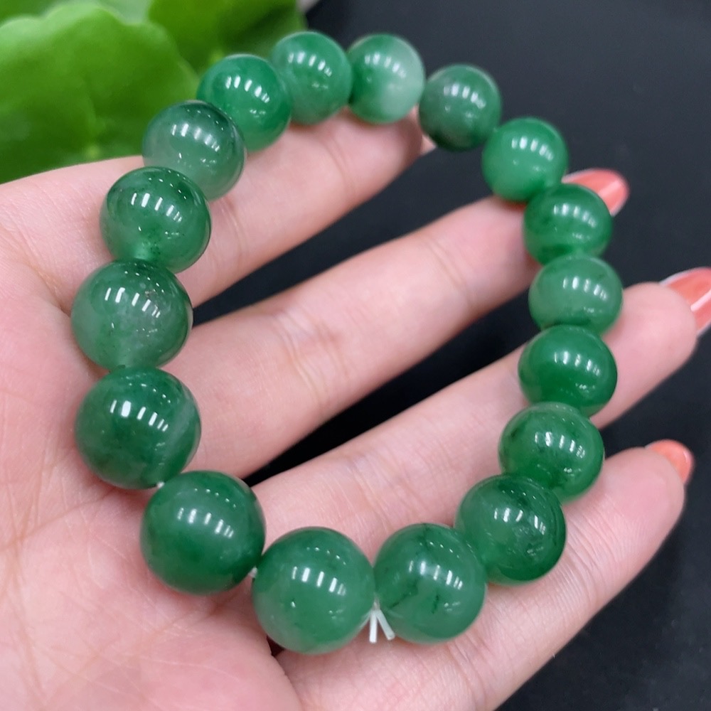 H34026300 African Emerald (Dulong Jade)