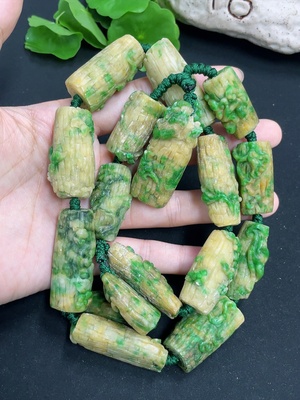F46491771 翡翠珠链  颜色成因未定 含其他矿物成分  货品总重约263.3g