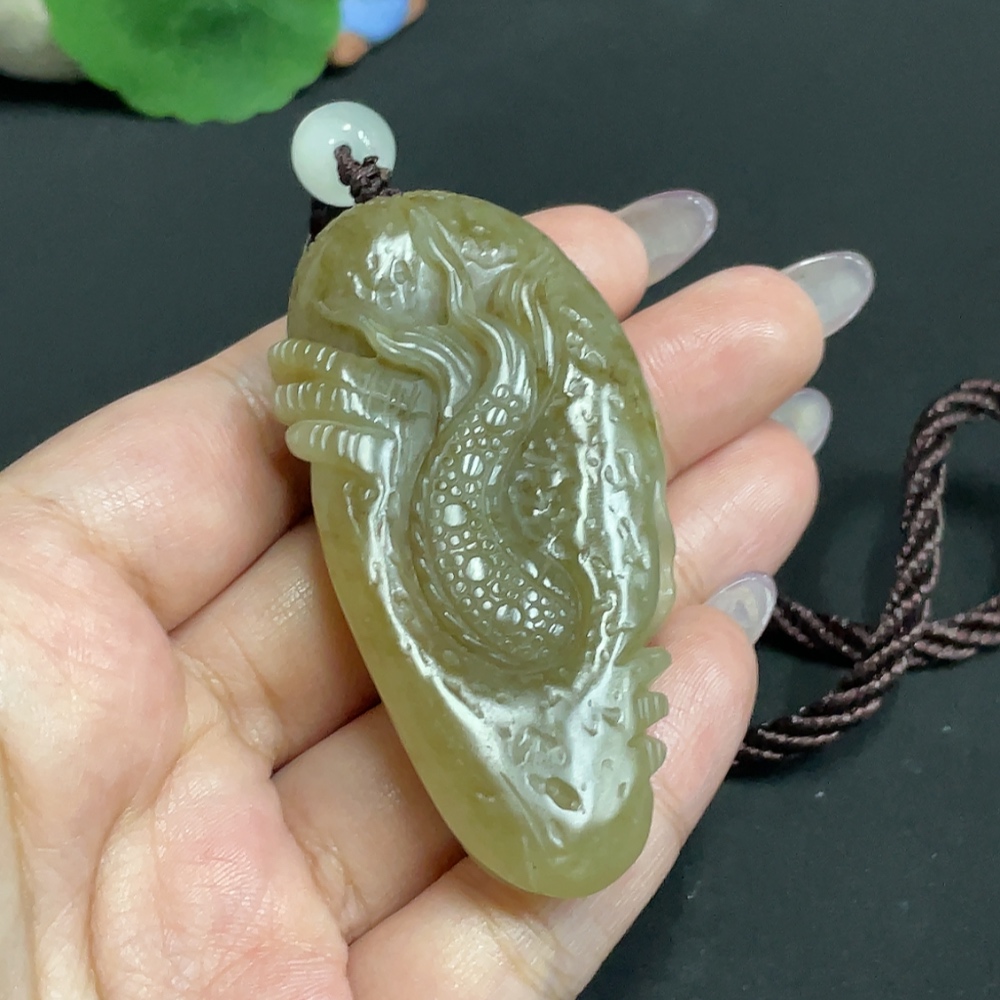 H33931748 Hetian Jade Handheld Carving - Dragon