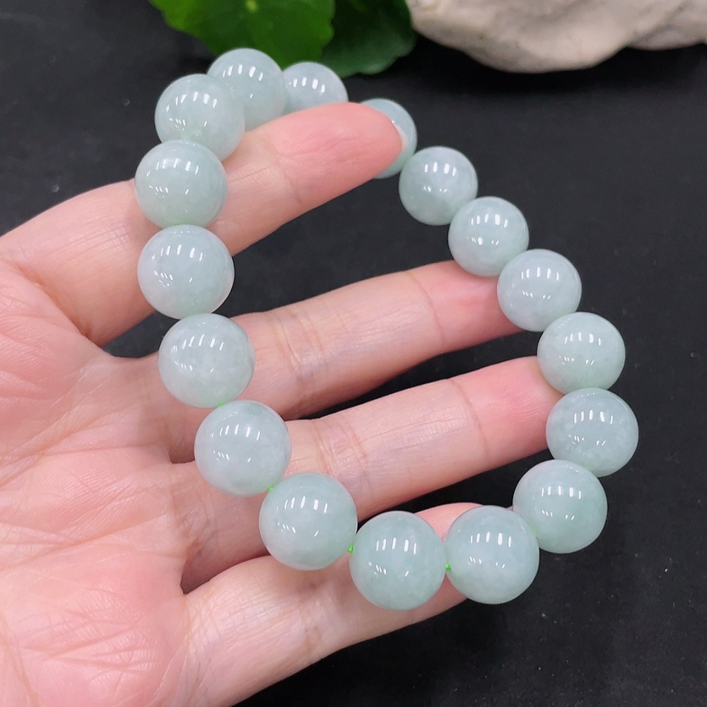 F35129103 Jadeite Bracelet  12.2mm approx.  Total Weight about 56.43g