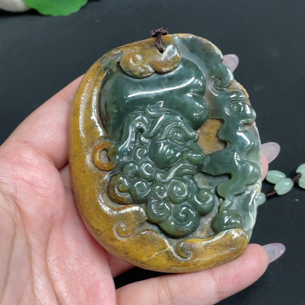 H33939667 Hetian Jade Pendant - Bodhidharma