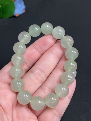 H27111953 African Emerald (Dulong Jade)