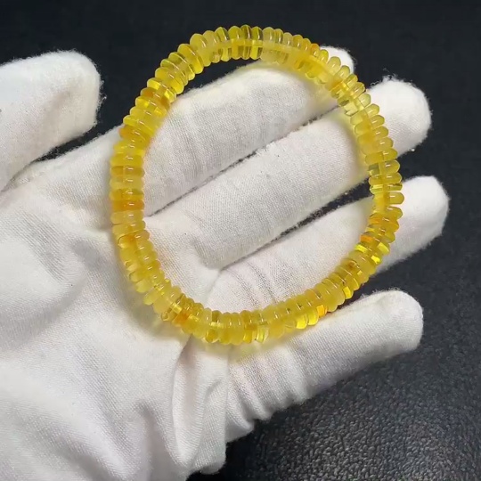 C33852926 Amber Beeswax Bracelet Total Weight Approx. 6.8g Size About 7.1mm