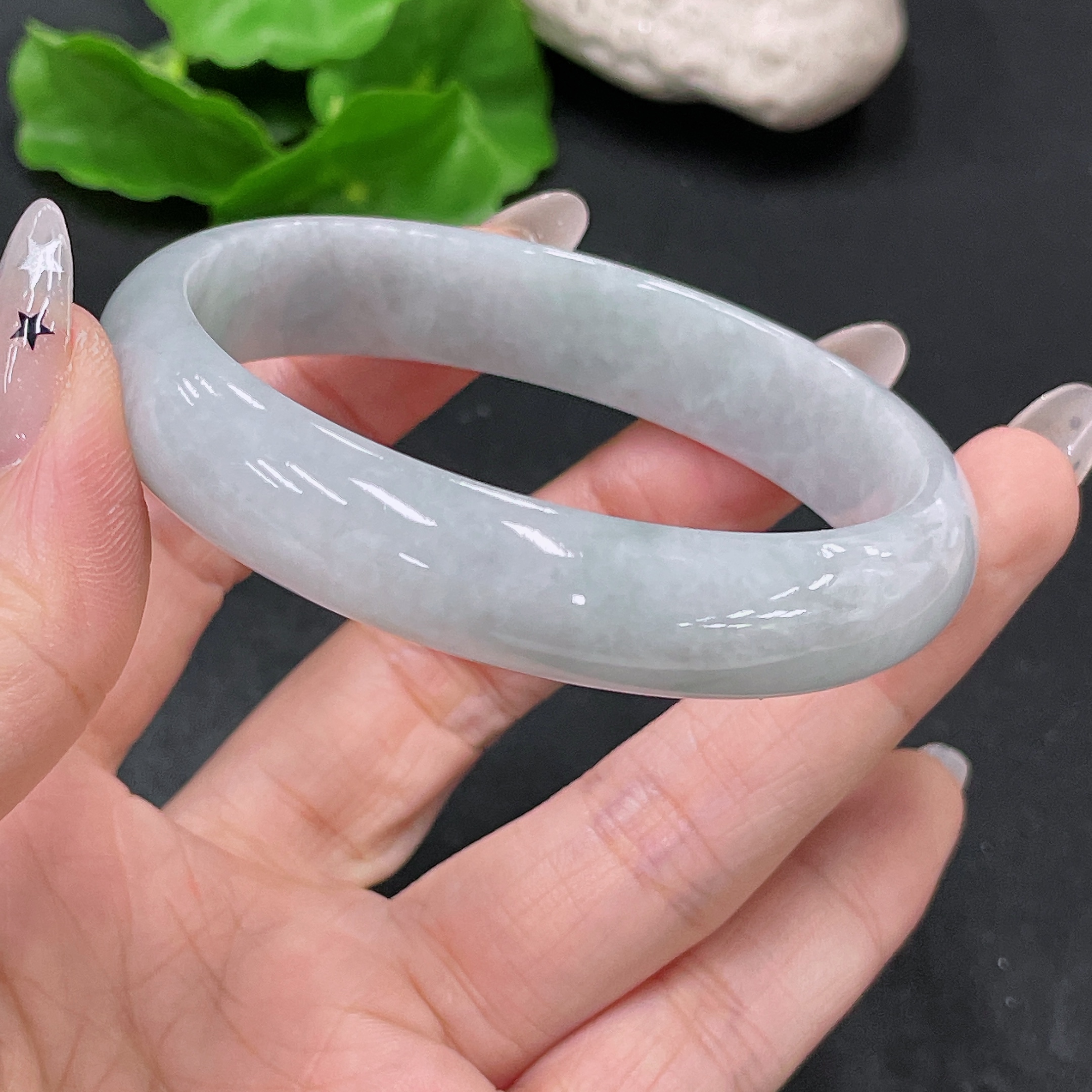 F35104714 Jadeite Round Bangle Size 58.2 Total Weight Approx. 42.6g