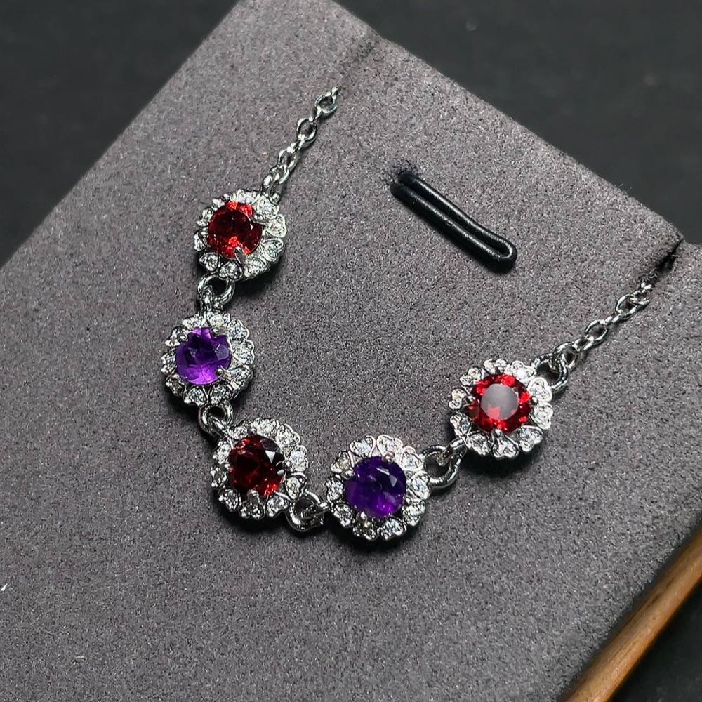 C29383947 Garnet Bracelet with Crystal, Non-Gold Setting, Total Weight Approx. 4.2g, Stone Size 4.5mm