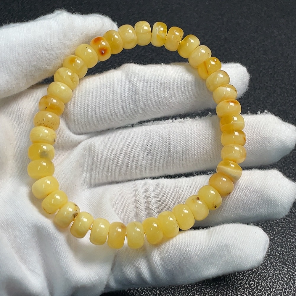 C34041652 Amber Beeswax Bracelet, Total weight about 11.05g, Size about 8.5mm