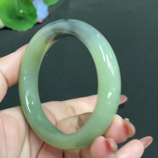 H34055049 Hetian Jade Round Bracelet Size 56.4 Total Weight Approx. 64.3g