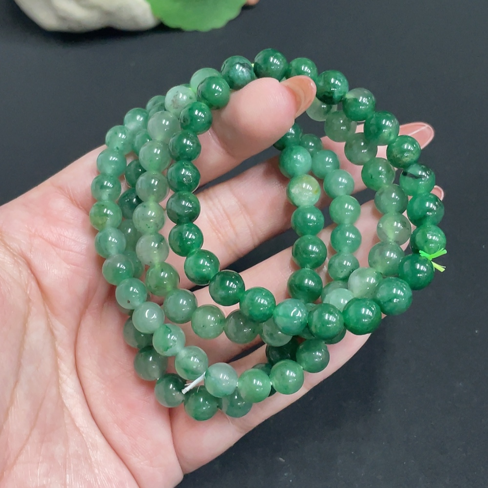 H35100118 African Emerald (Dulong Jade)
