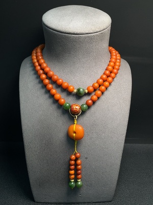 C34992756 Amber Beeswax Bead Necklace with Partial Visible Repairs, Total Weight Approximately 67.55g, Bead Size About 9.1mm, Paired with Hetian Jade, Non-Gold