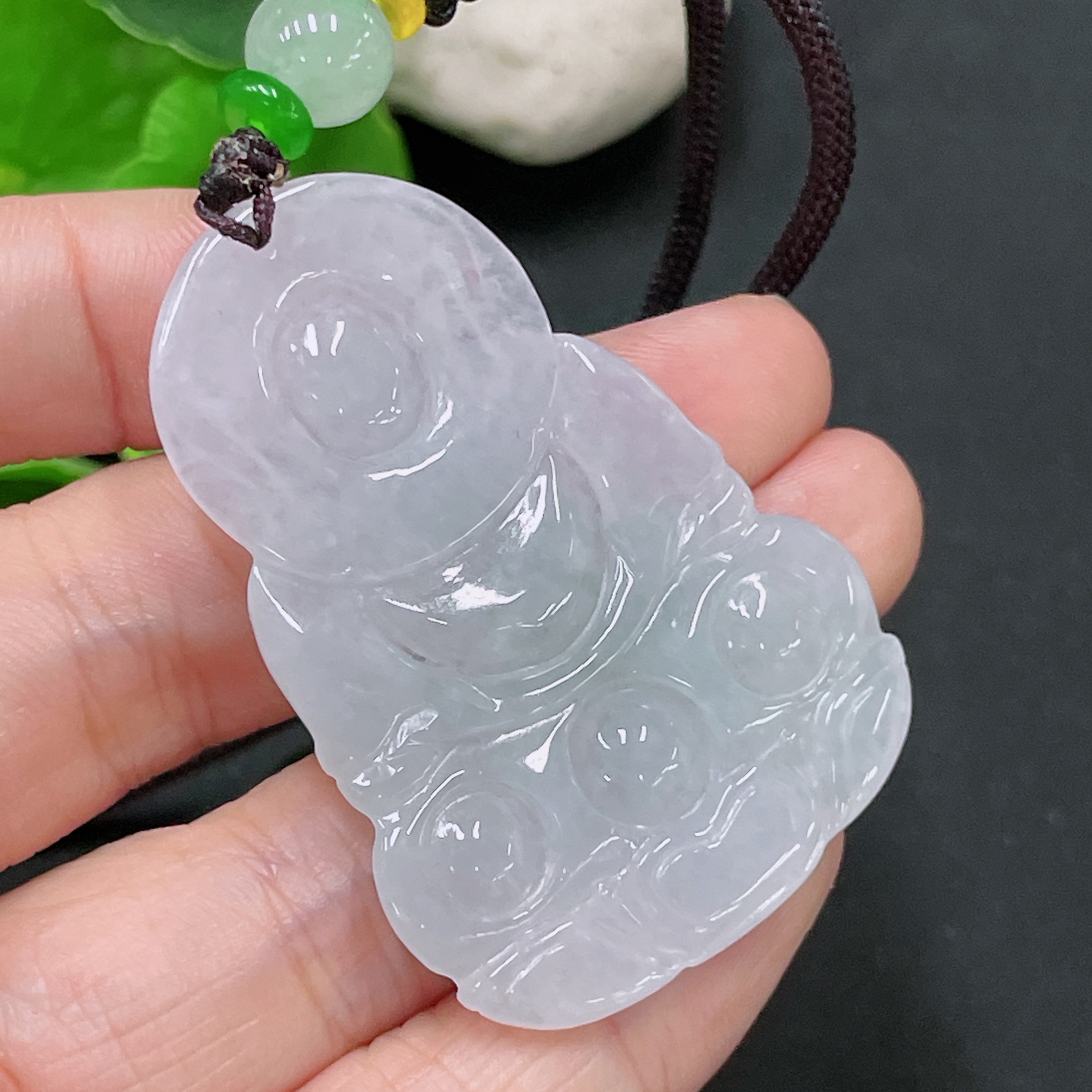 F33893534 Jadeite Guanyin Pendant, Total Weight Approx. 19.7g (Including Rope Weight)
