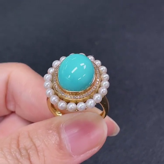 C34949612 Turquoise Ring with Diamond Accents, 18K Gold, Paired with Pearls, Total Weight Approx. 7.1g, Size 15.5