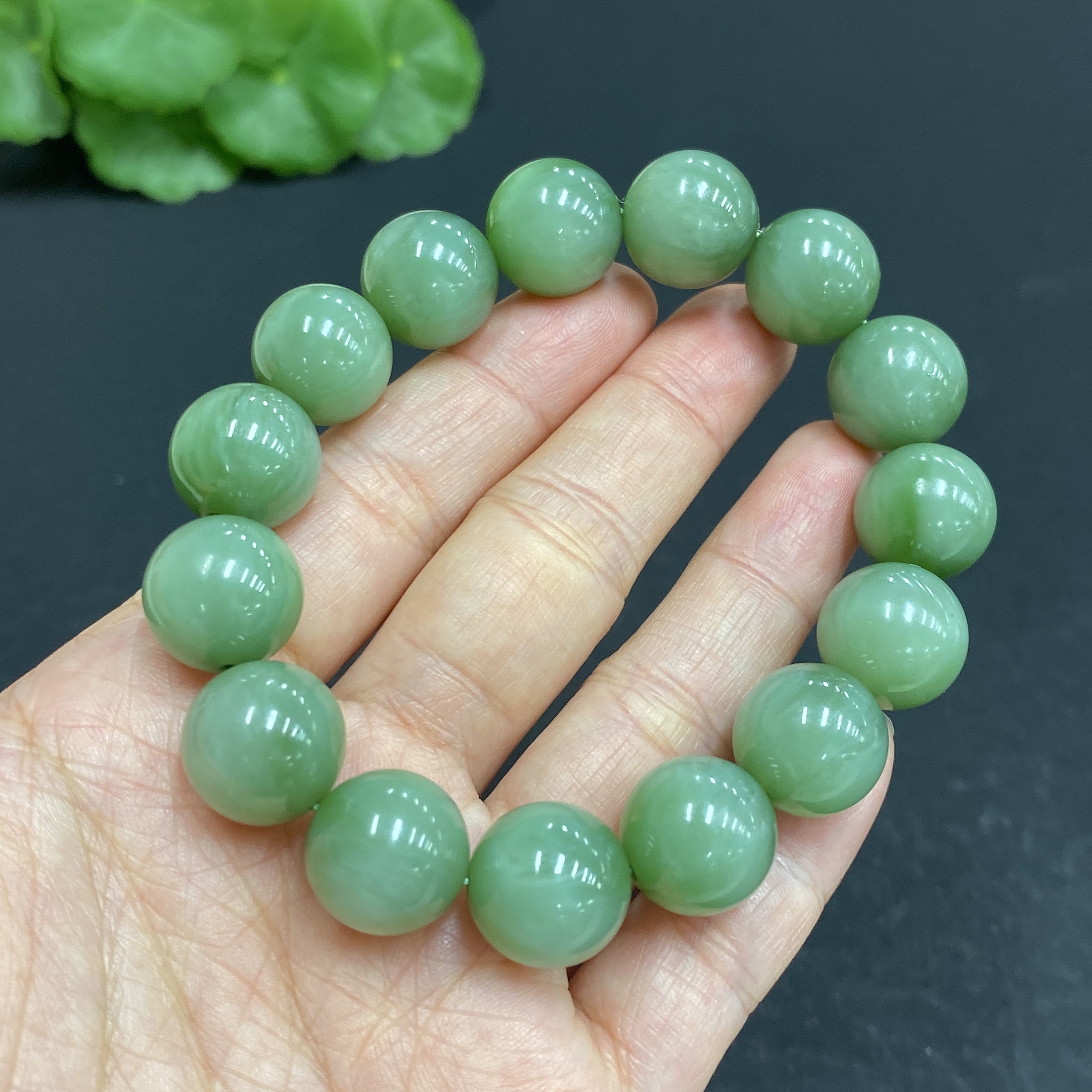 H33845532 Hetian Jade Bracelet, approx. 13.2mm, total weight approx. 56.7g