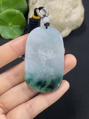 F39609318 Jadeite Deer Pendant with Non-A Grade Beads, Total Weight Approx. 22.02g
