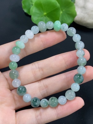 F46572625 翡翠手串 卡6.9/8mm左右   货品总重约20.5g