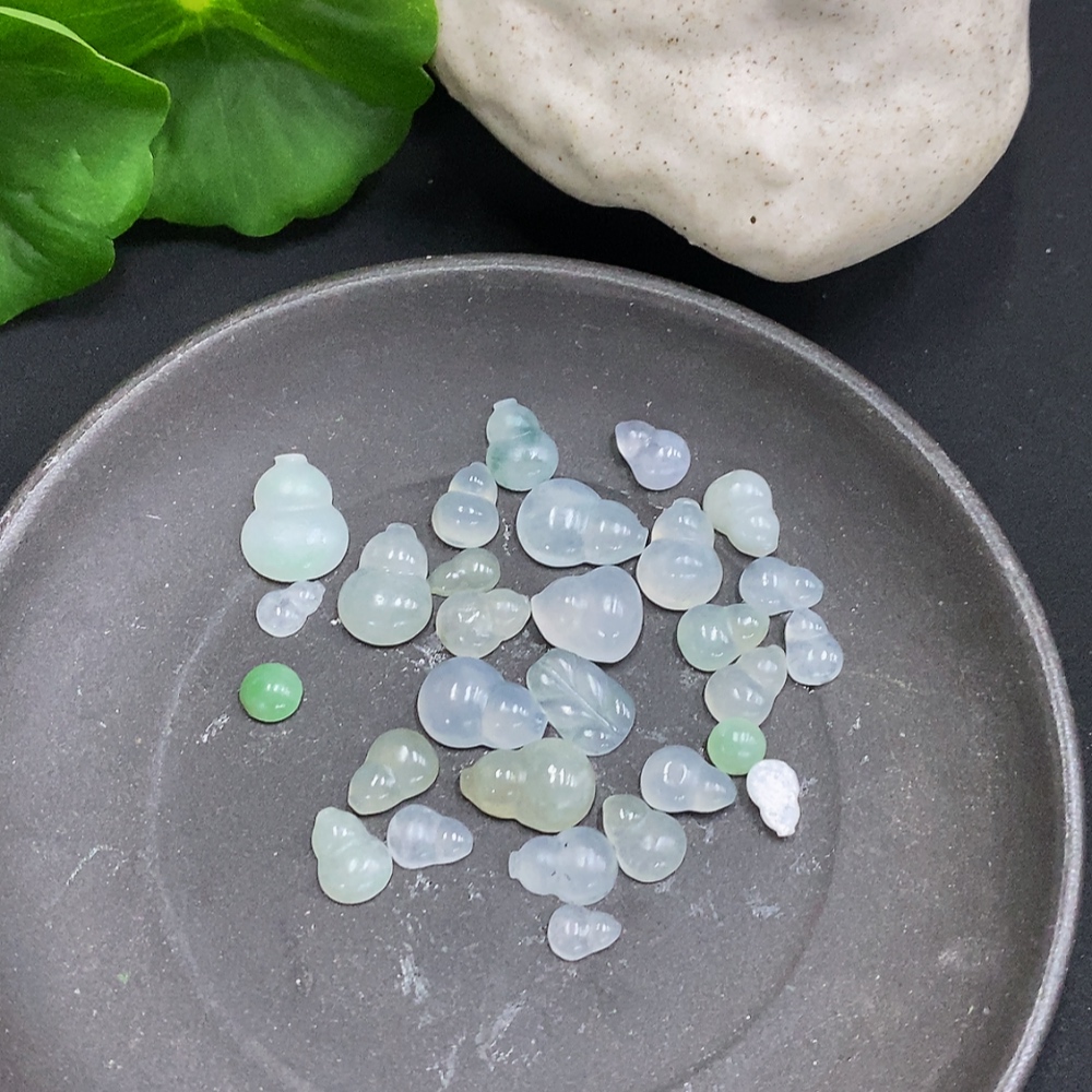 F34051504 Jadeite Inlaid Pieces Sell as a Lot Total Weight with Bag Approx.10.9g