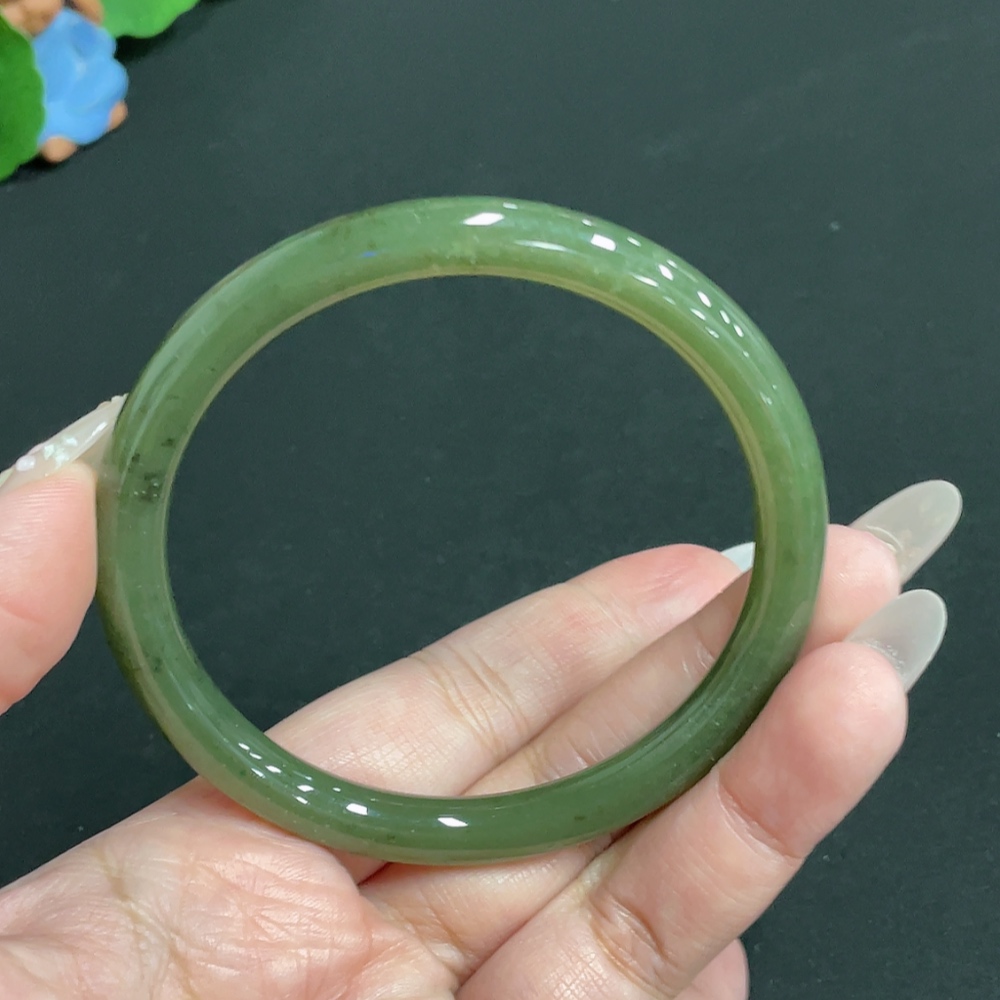 H27063678 Hetian Jade Round Bangle, Size 61.8, Total Weight Approx. 29.2g