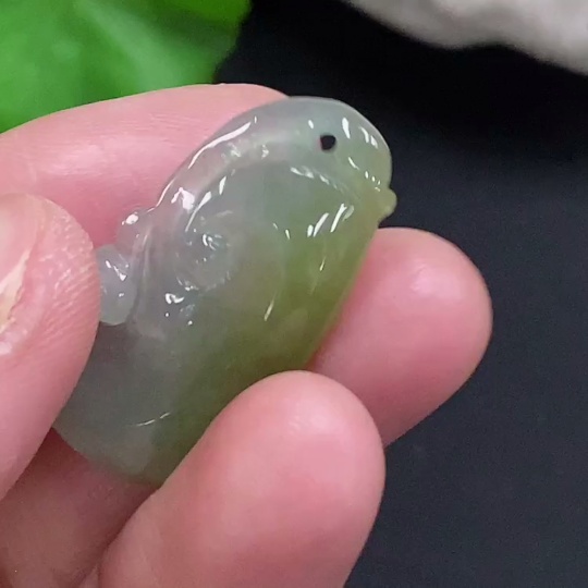 F32701481 JadeiteRuyi Pendant, total weight approx. 3.3g (color origin undetermined)