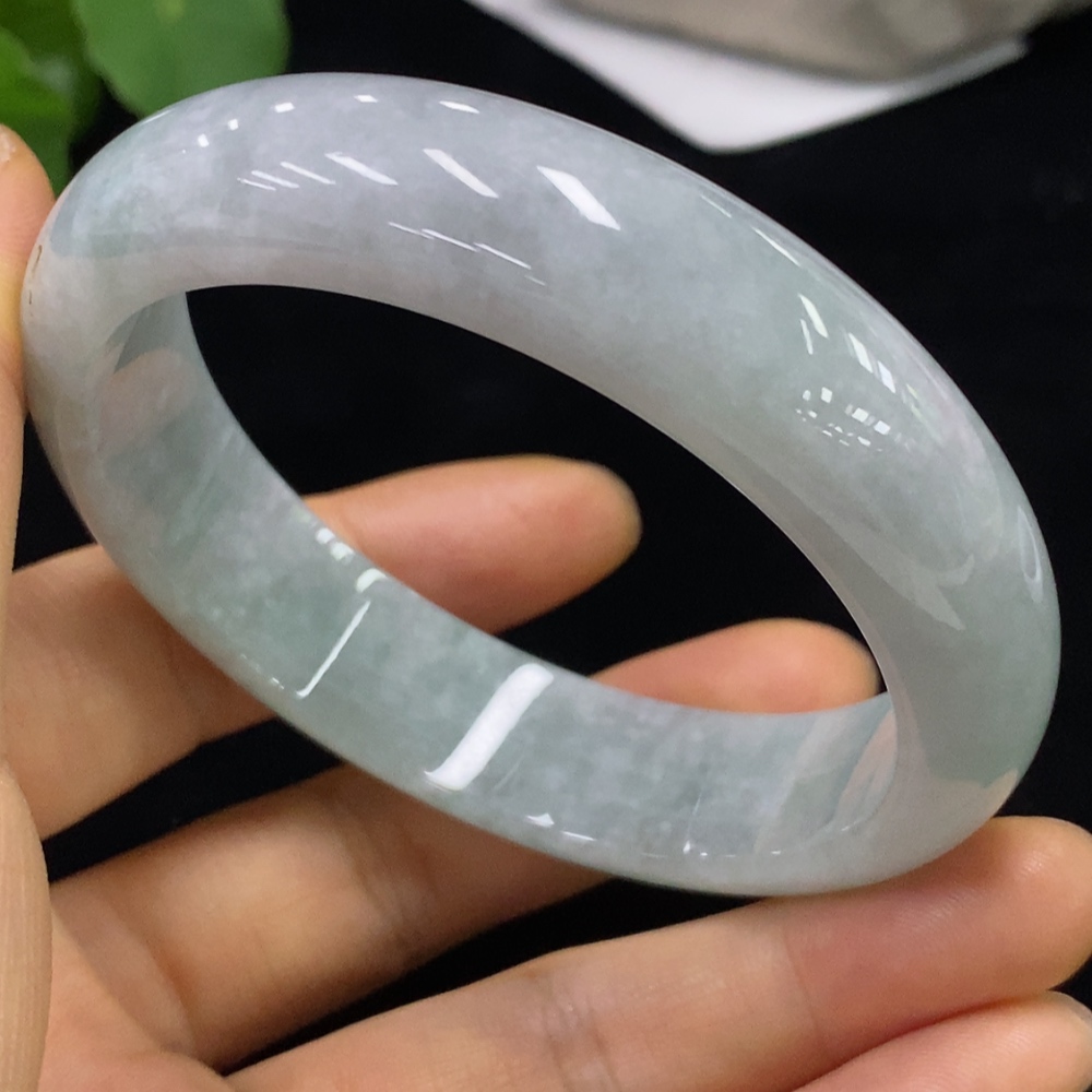 F34973329 Jadeite Round Bracelet Size 59mm Total Weight Approximately 68.94g