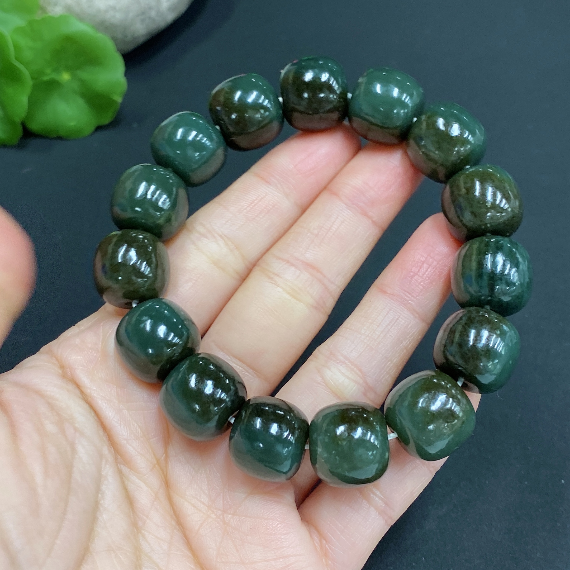 H27084765 Hetian Jade Bracelet   Approx. 13.8mm   Total Weight Approx. 69.8g