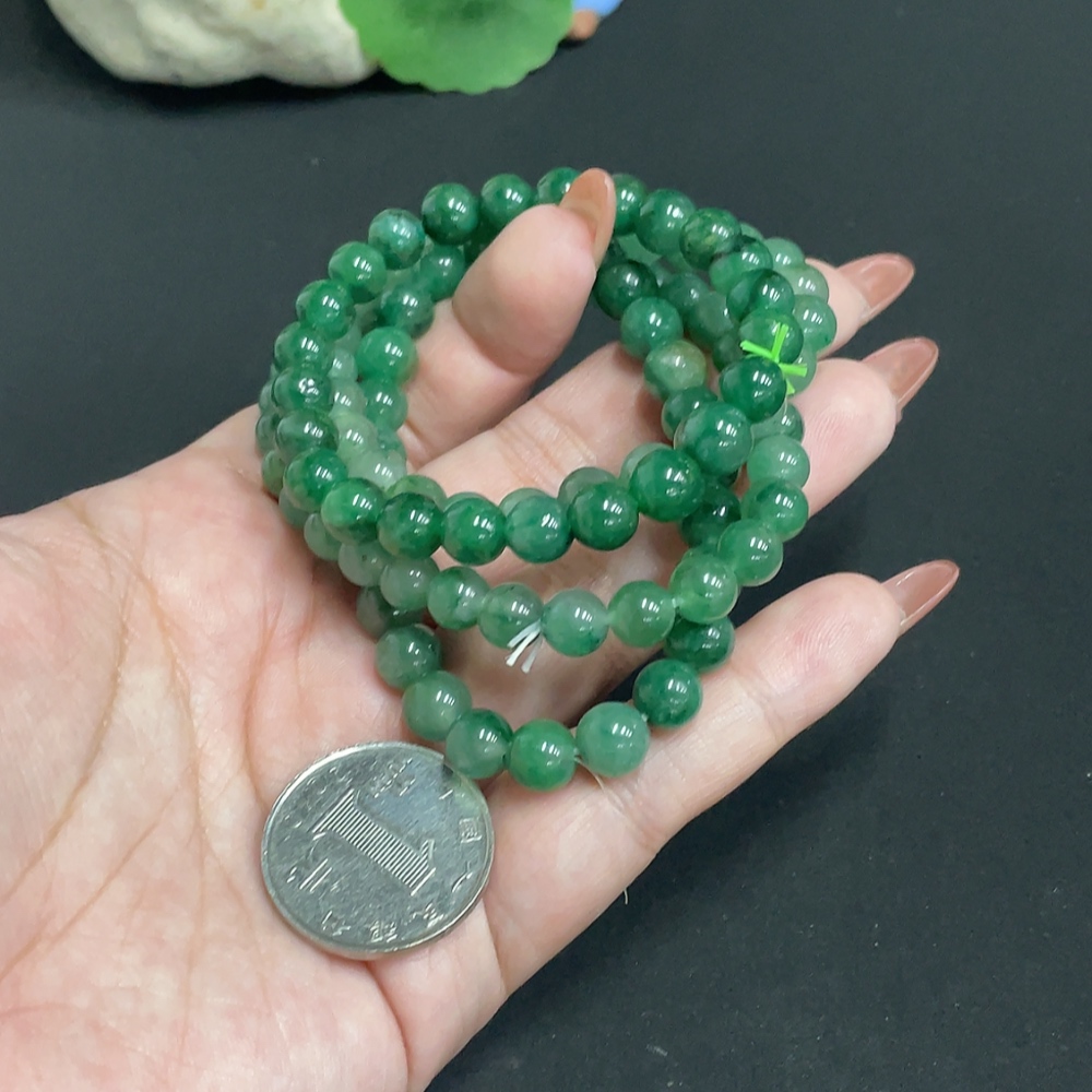 H35100118 African Emerald (Dulong Jade)