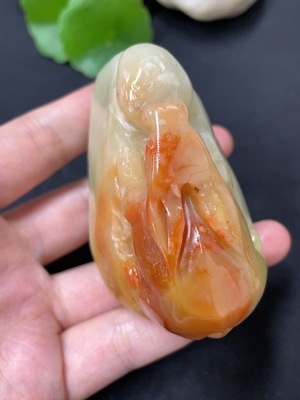 H41891808 老挝石手把件   兔子    货品总重约180.4g