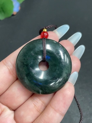 H31597725 Xiuyan Jade (Serpentine Jade) Pendant  Peace Knot