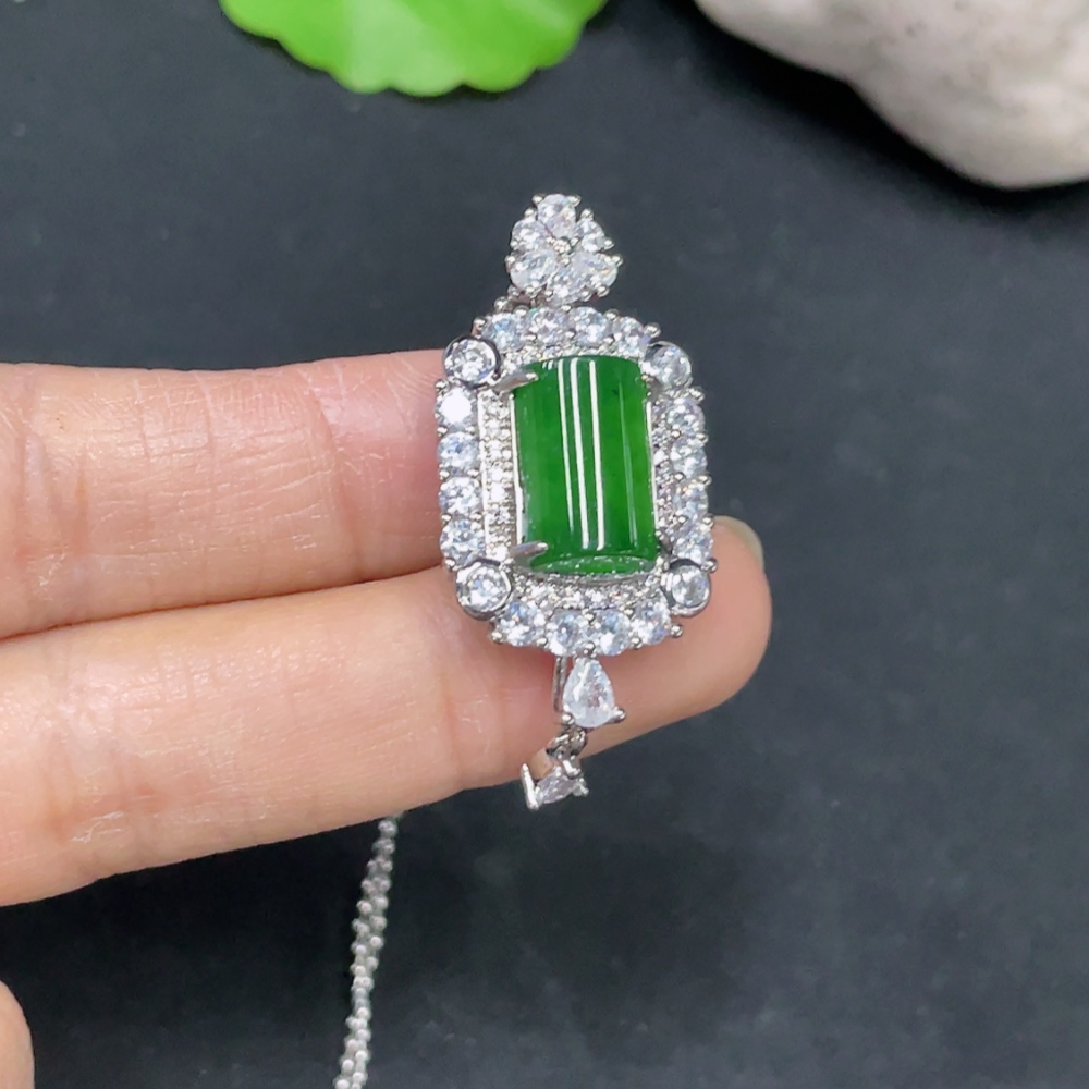 F30563426 Jadeite Inlaid Pendant Non-Gold Total Weight Approx. 6.9g (Incl. Chain)