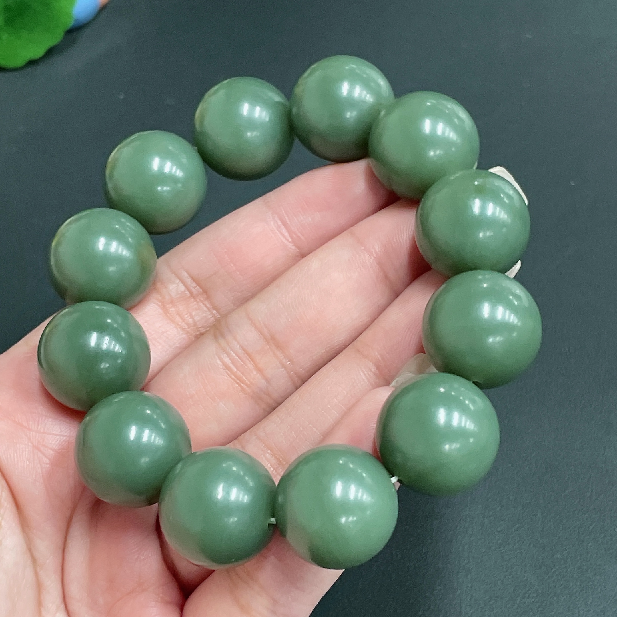H22550679 Hetian Jade Bracelet Approx. 17.8mm Total Weight Approx. 111g