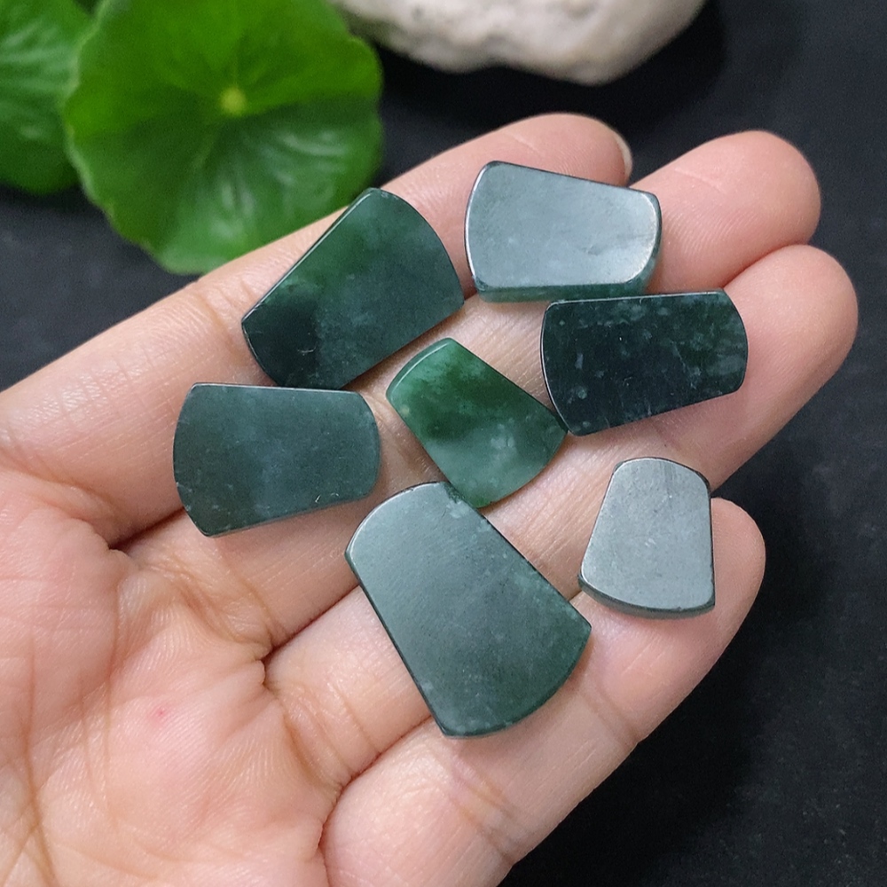 F35117739 Jadeite Rough Plain Pendant Sell as a Lot