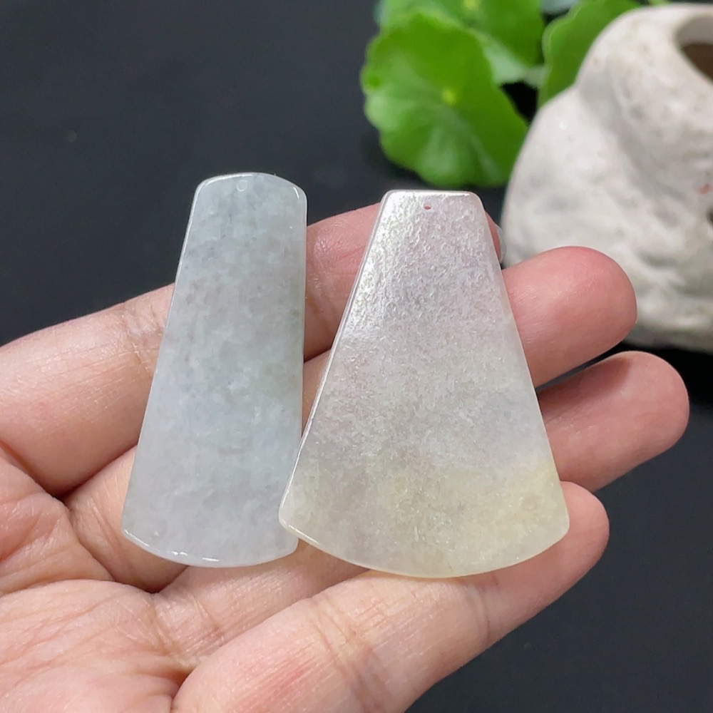 F31605687 Jadeite Plain Pendant