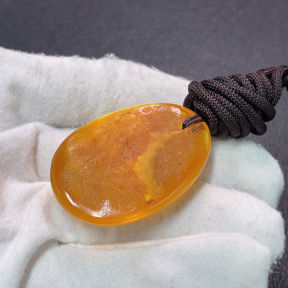 C34949471 Amber Beeswax Pendant Total Weight Approx. 14.32g with String