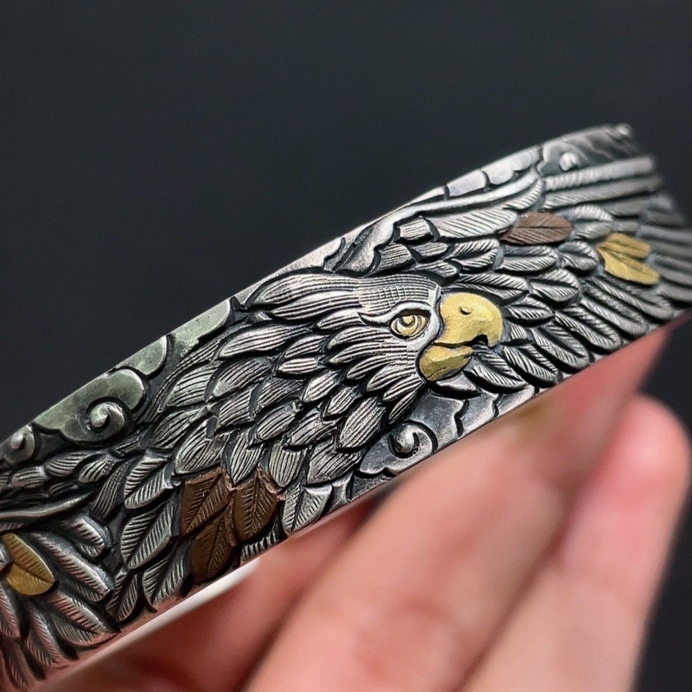 W32715825 Eagle Spreading Wings Pattern Silver Bangle Miscellaneous
