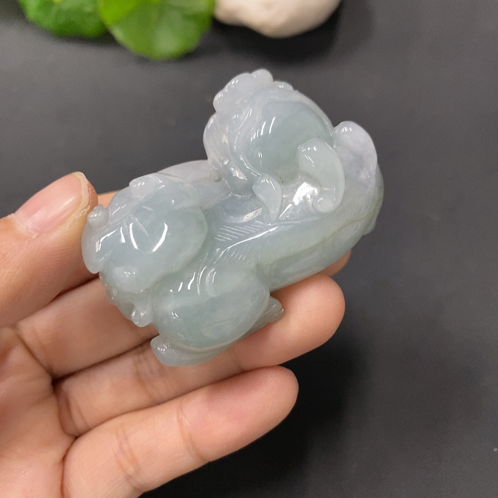 F15647251 JadeitePi Xiu Pendant