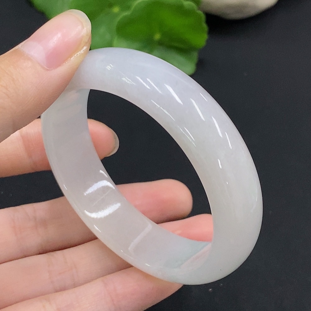 F33927049 Jadeite Concubine Bracelet Size 54.2/48.2 Total Weight Approx. 45.77g