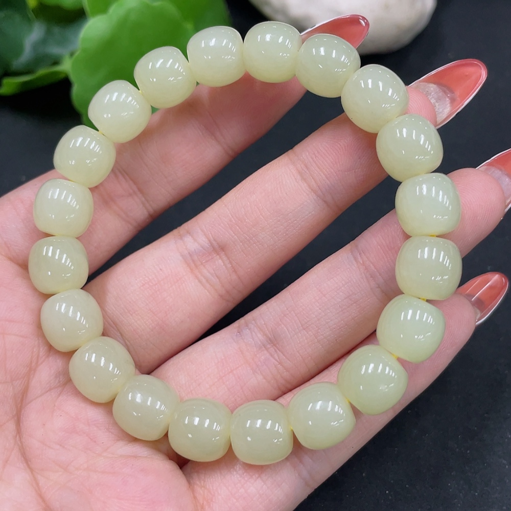 H34062830 Hetian Jade Bracelet Approx. 9.8mm Total Weight Approx. 32.6g