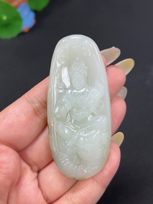 H41947110 和田玉挂件 大势至菩萨 皮色成因未定 货品总重约48.2g